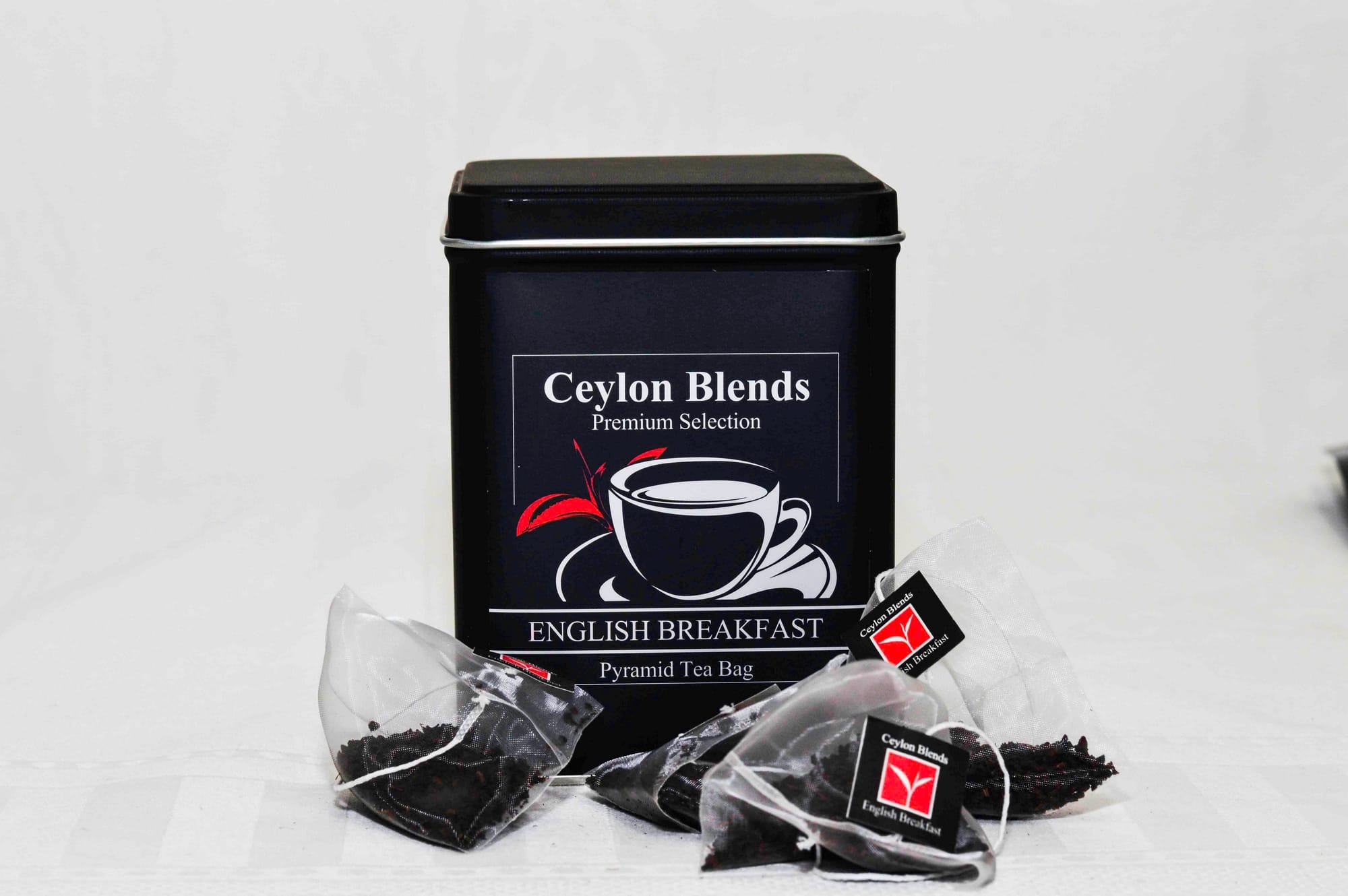 ENGLISH BREAKFAST 20 PYRAMID BAGS GIFT CANISTER